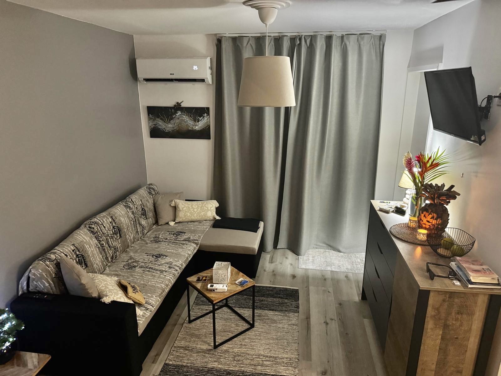 Luxury beachfront apartment